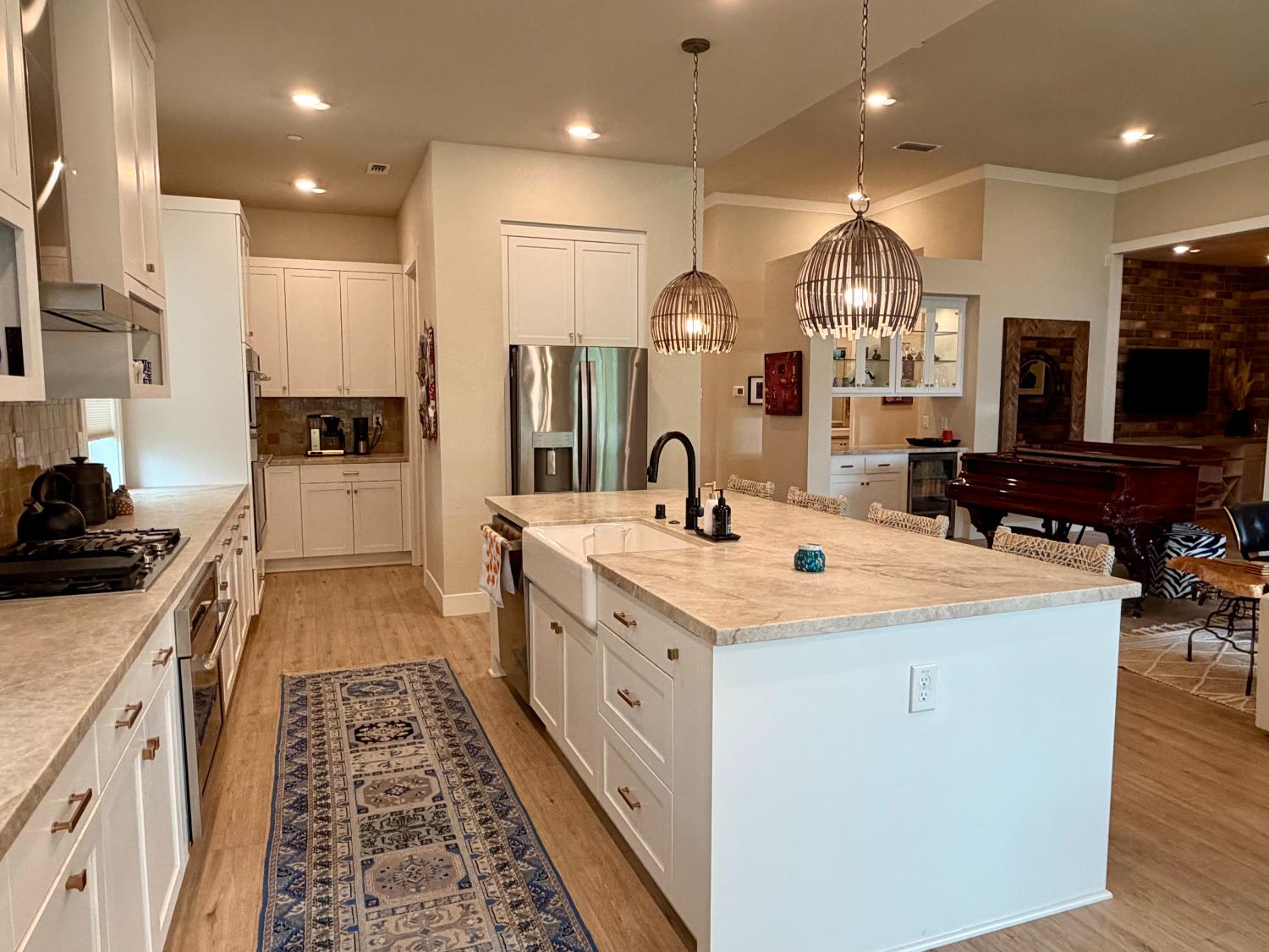 12008 Armandi Way Rancho Cordova, CA 95742 - Photo 6 of 35