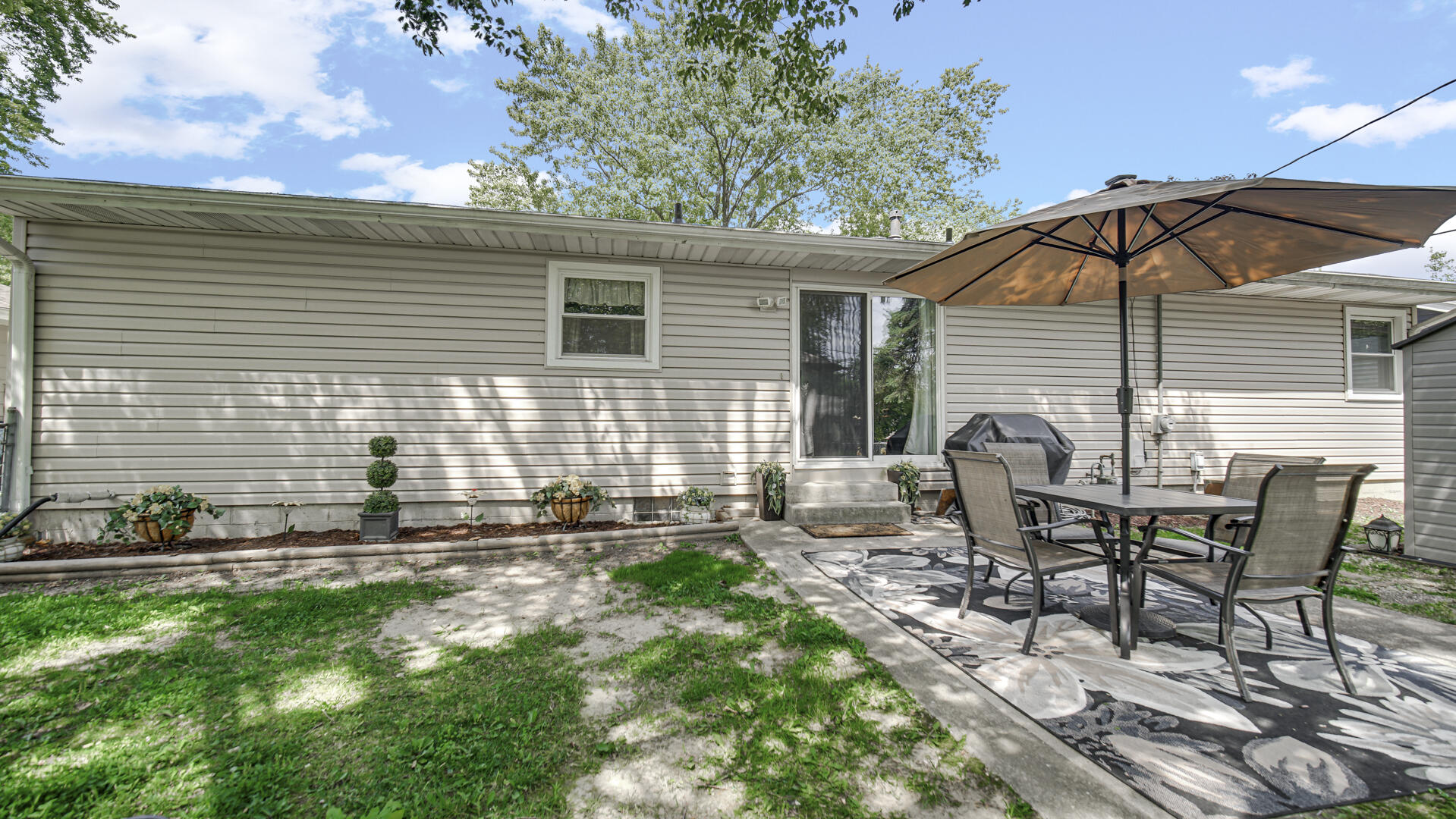 72 Maple Court Hebron, IN 46341 - Photo 21 of 24 1919x1080