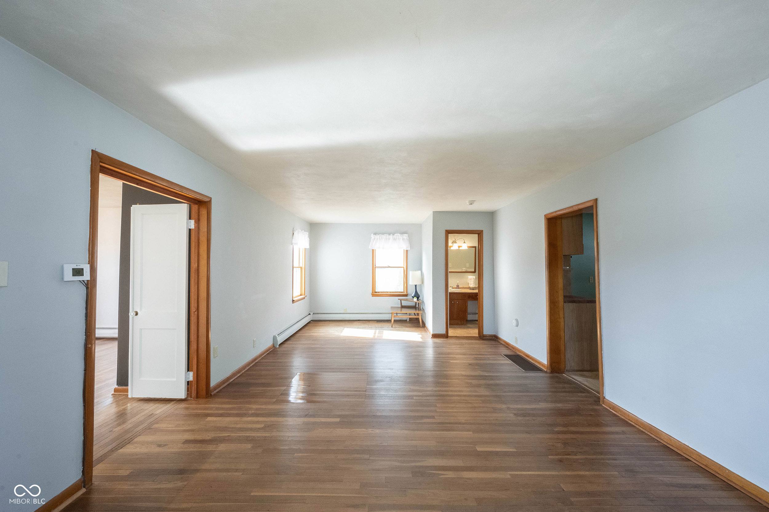 306 South East Street Pendleton, IN 46064 - Photo 7 of 47