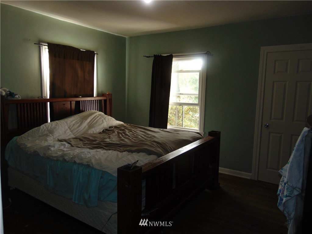 3243 37th Place South Seattle, WA 98144 - Photo 11 of 12 Gallery Image 11