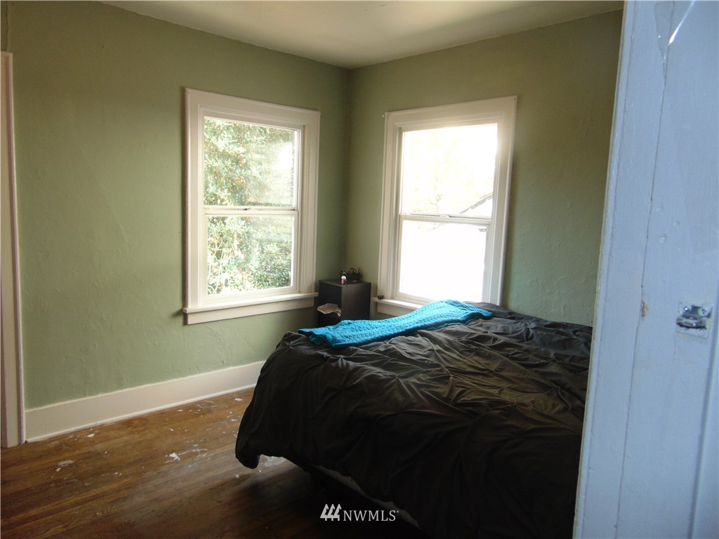 3243 37th Place South Seattle, WA 98144 - Photo 12 of 12 Gallery Image 12