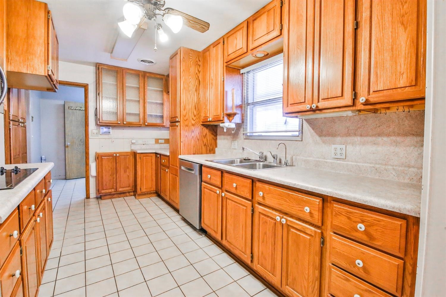 1114 17th Street Ralls, TX 79357 - Photo 7 of 29 Photo 7