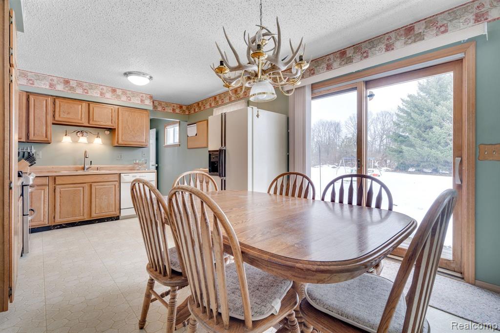 4081 Calkins Road Dryden, MI 48428 - Photo 12 of 44