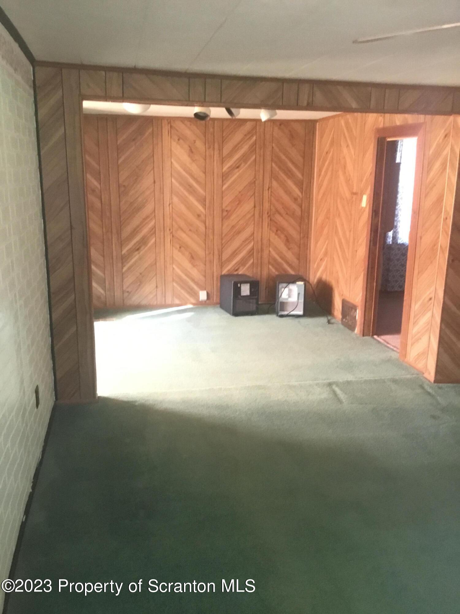 2514 Milwaukee Road Clarks Summit, PA 18411 - Photo 16 of 36 Gallery Image 16