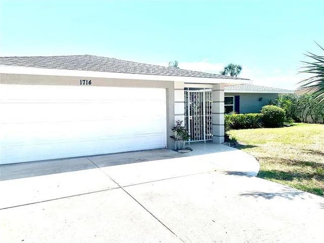 $7,500 | 1714 Meadowood Street, Sarasota, FL 34231