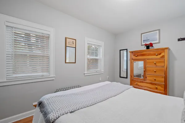 $6,999 | 989 Union Street, Manchester, NH 03104
