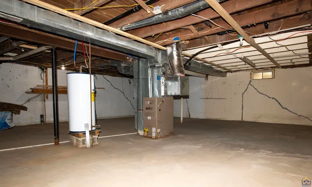 $165,000 | 338 Pine Street, Melvern, KS 66510