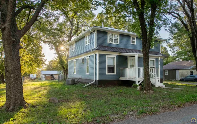 $165,000 | 338 Pine Street, Melvern, KS 66510