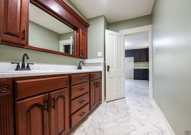 $165,000 | 338 Pine Street, Melvern, KS 66510