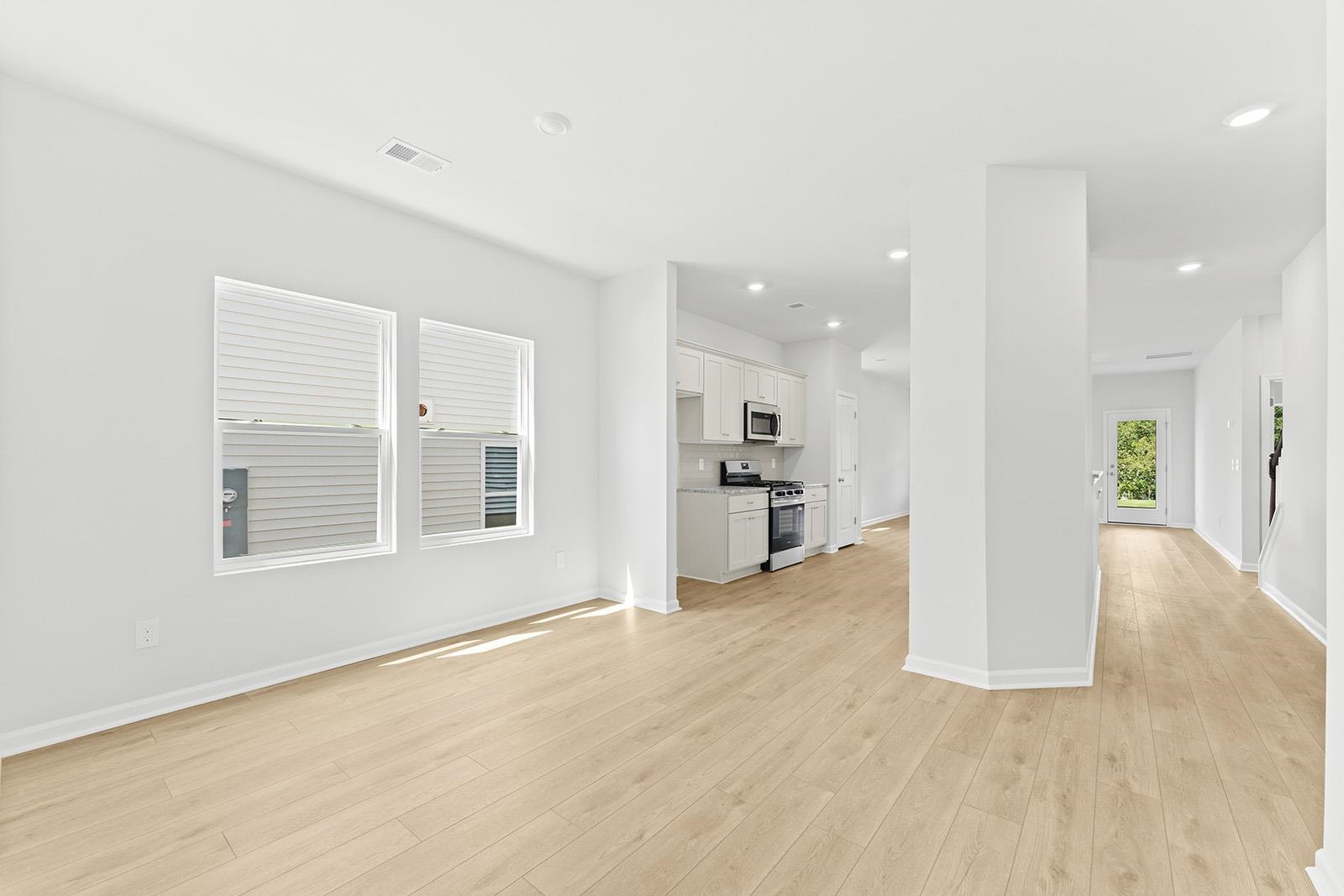 2357 Mill Loop Spartanburg, SC 29301 - Photo 4 of 36