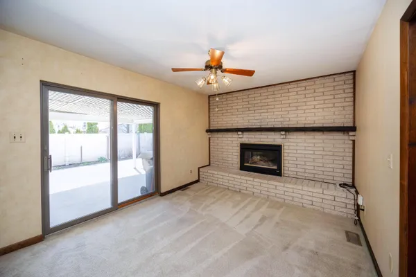 $240,000 | 3230 Maxwell Street, Trenton, MI 48183