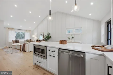 $6,250 | 341 Rockland Road, Wayne, PA 19087