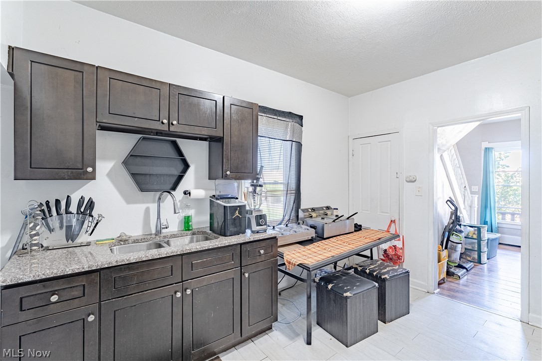 12413 Triskett Road Cleveland, OH 44111 - Photo 6 of 25 Gallery Image 6