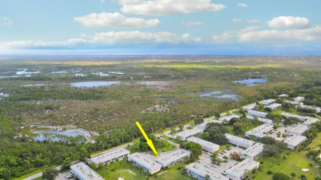 $159,900 | 18081 Southeast Country Club Drive, Unit 13125, Jupiter, FL 33469