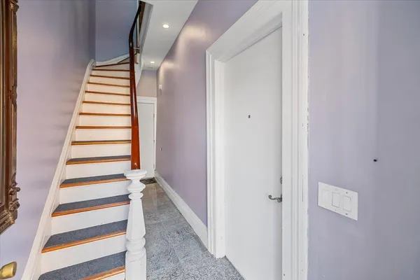 $3,200 | 259 7th Street, Unit 2, Hoboken, NJ 07030