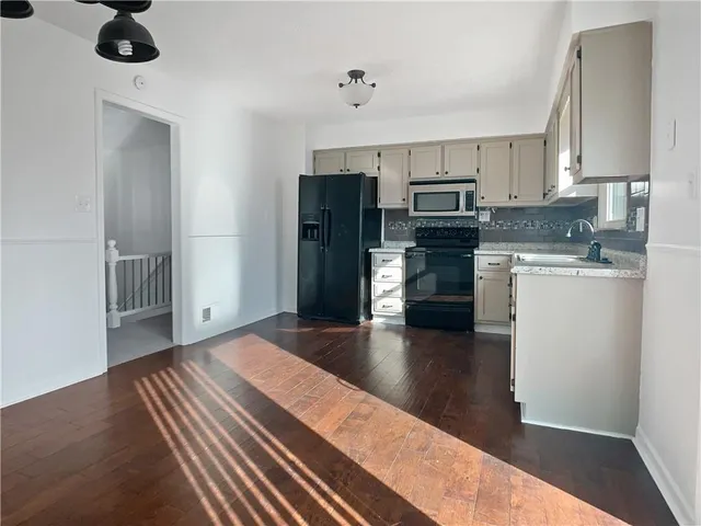 $306,000 | 1101 West Elm Terrace, Olathe, KS 66061