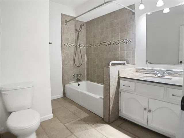 $306,000 | 1101 West Elm Terrace, Olathe, KS 66061