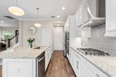 $435,000 | 8904 Aventino Way, Houston, TX 77080