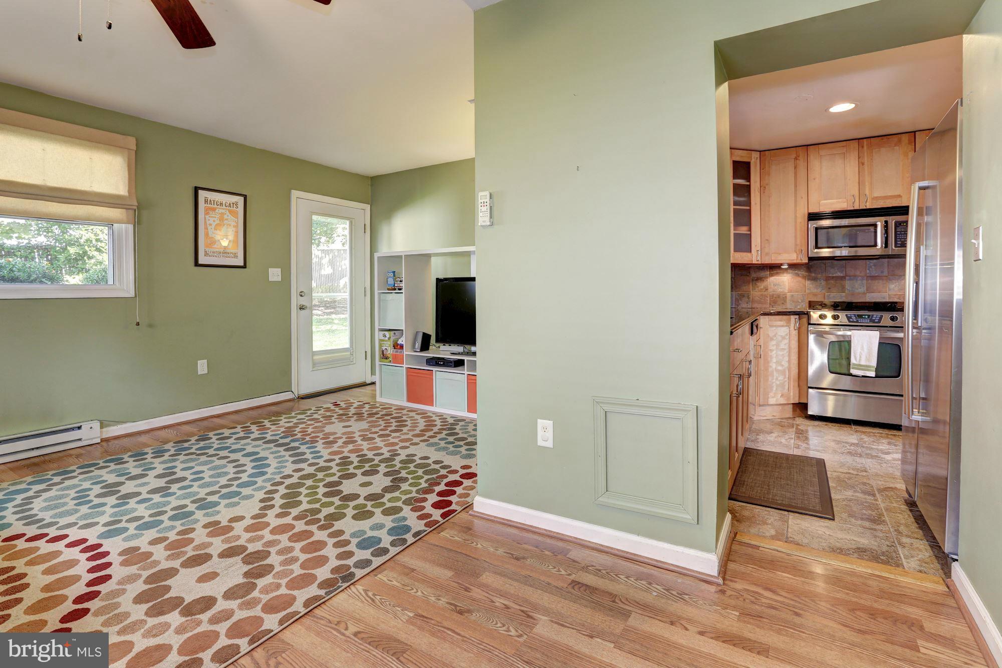 9405 Riley Place Silver Spring, MD 20910 - Photo 11 of 29 Family Room