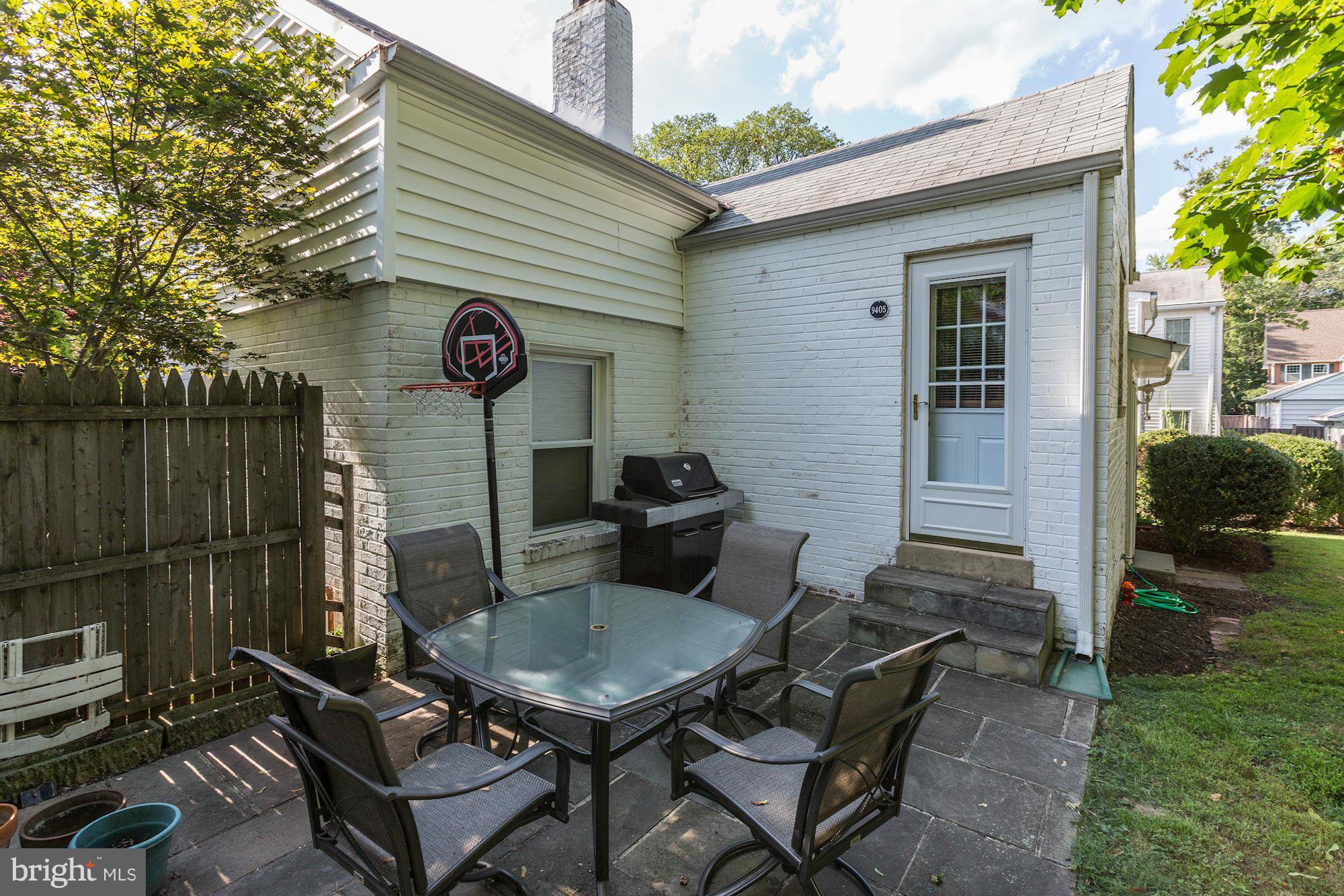 9405 Riley Place Silver Spring, MD 20910 - Photo 25 of 29 Exterior (Rear)
