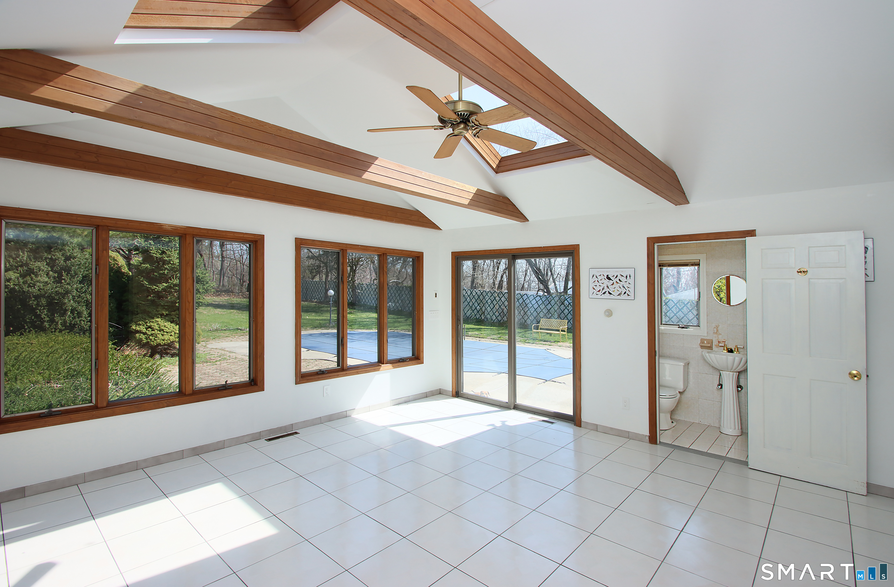 151 Colony Street Hamden, CT 06518 - Photo 9 of 33