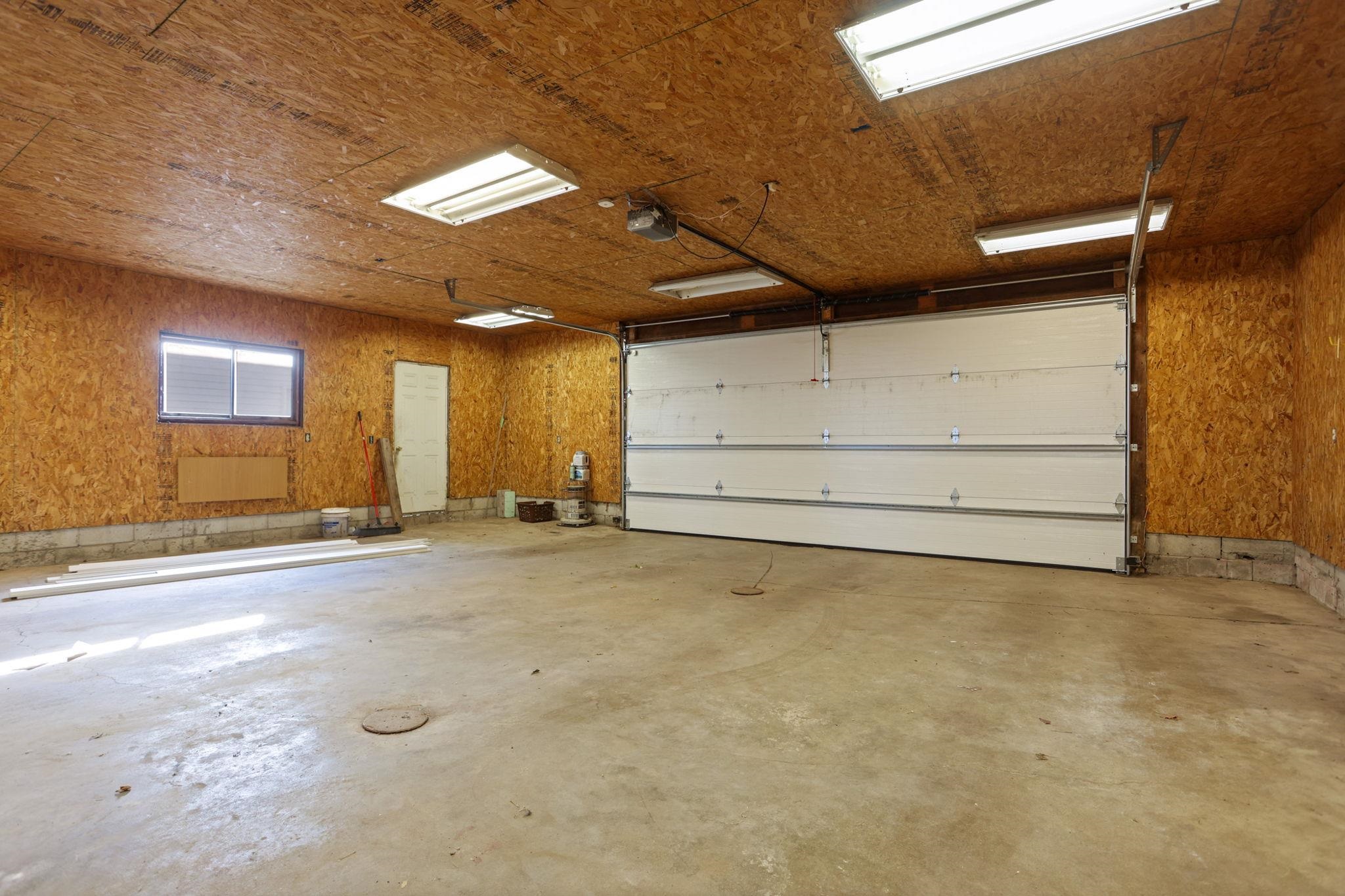 3175 South Carter Road Auburn, MI 48611 - Photo 33 of 58 50188802-ee8cc06a-82cf-43a4-82b6-06e51fbdda7b.JPG