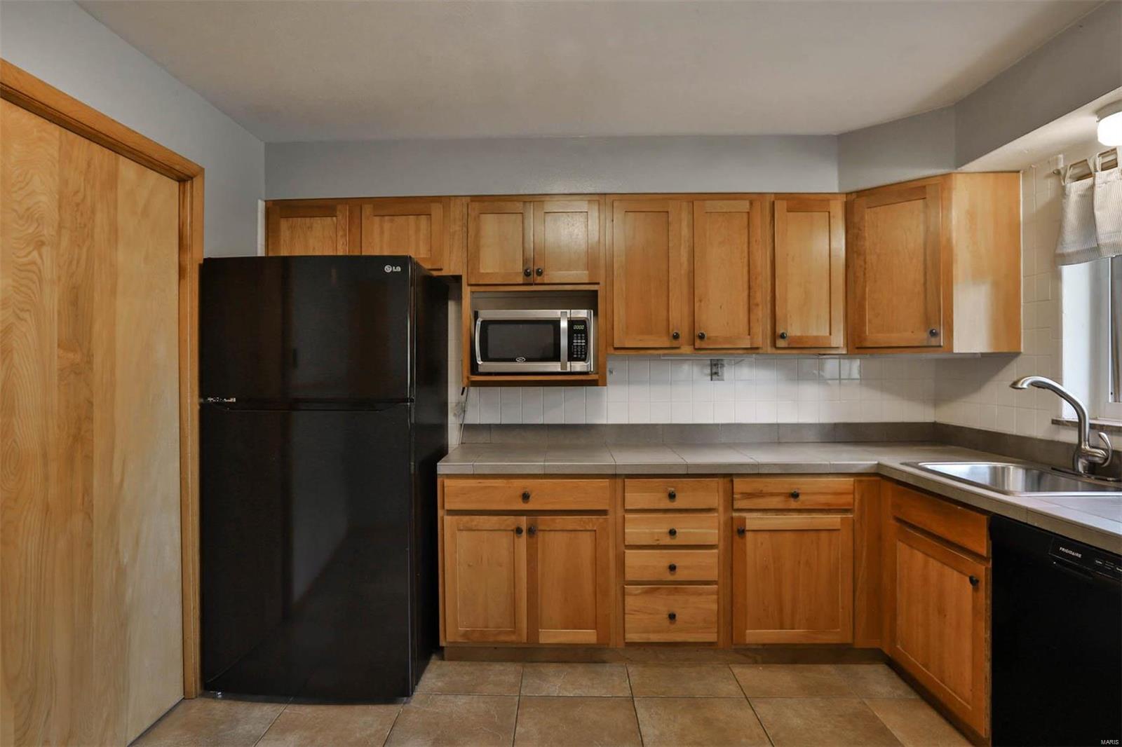 11384 Manchester Road St. Louis, MO 63122 - Photo 17 of 44 Gallery Image 17