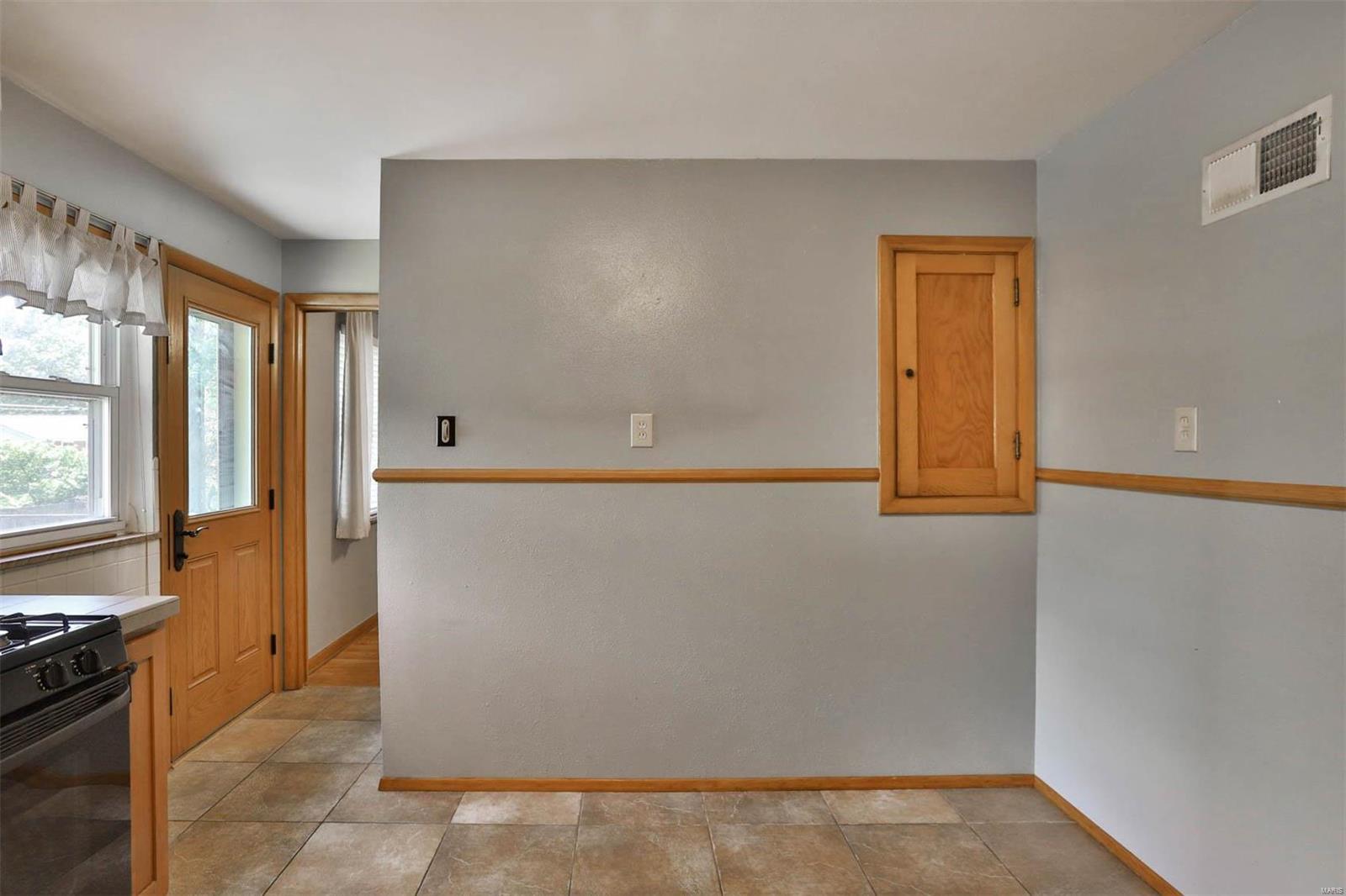 11384 Manchester Road St. Louis, MO 63122 - Photo 19 of 44 Gallery Image 19