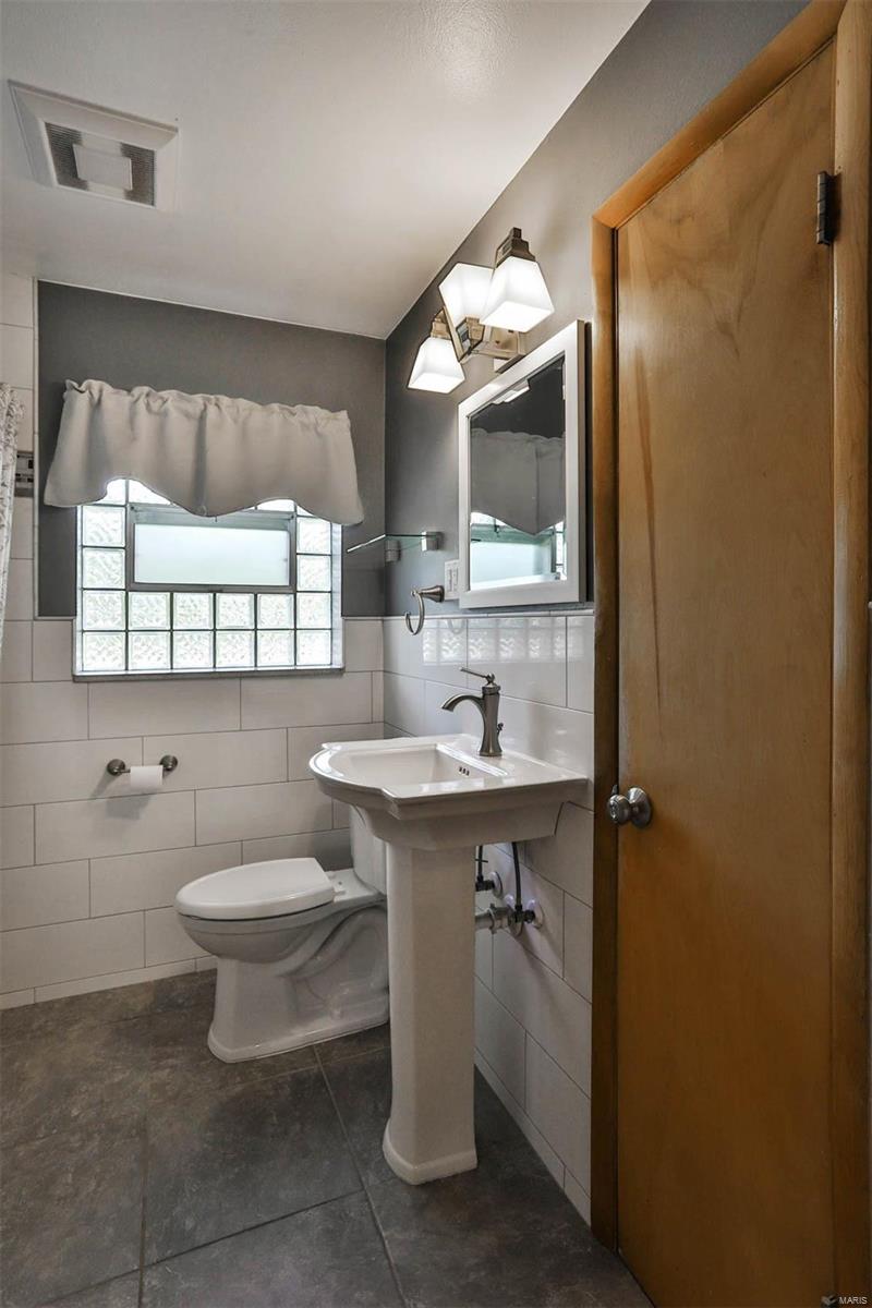 11384 Manchester Road St. Louis, MO 63122 - Photo 24 of 44 Gallery Image 24