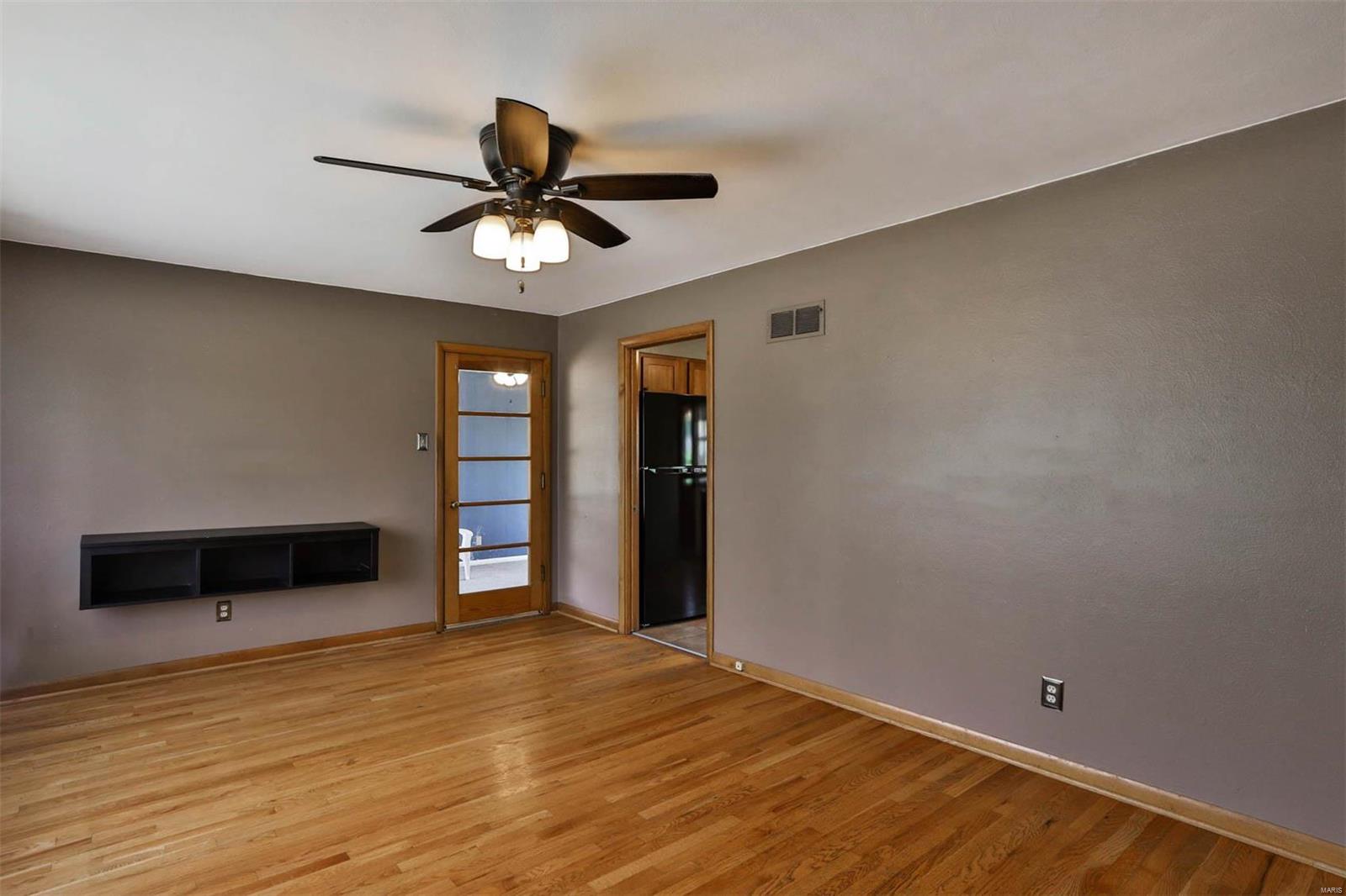 11384 Manchester Road St. Louis, MO 63122 - Photo 7 of 44 Gallery Image 7