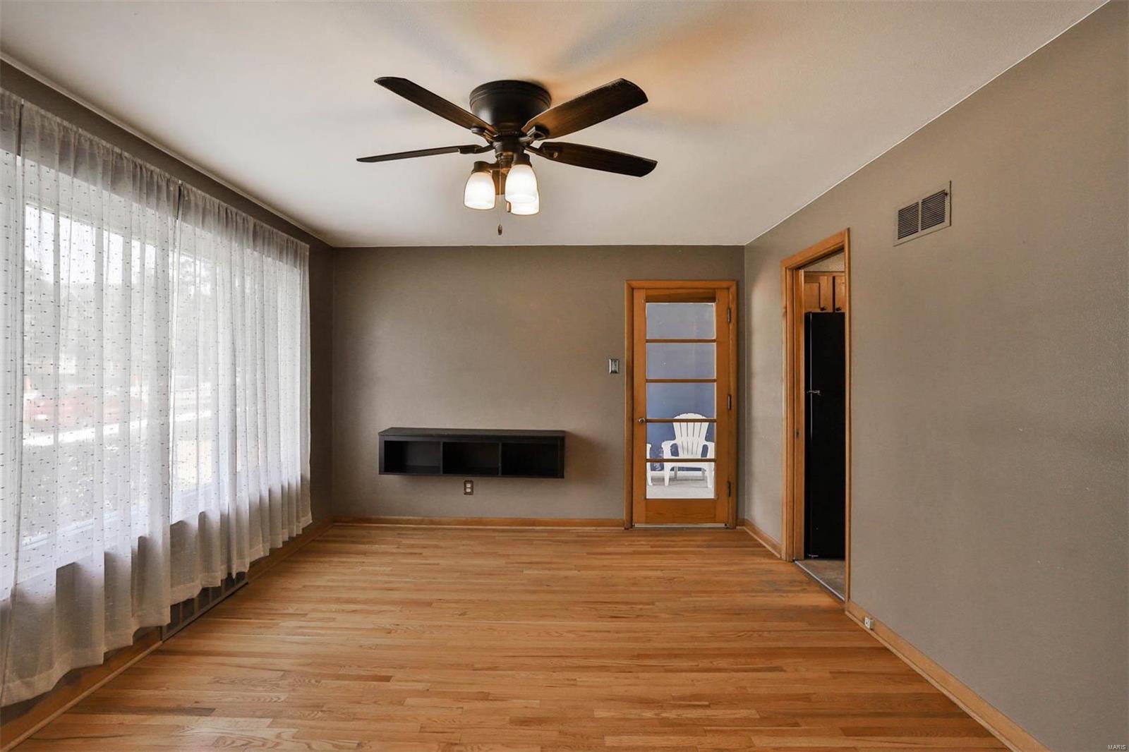 11384 Manchester Road St. Louis, MO 63122 - Photo 8 of 44 Gallery Image 8