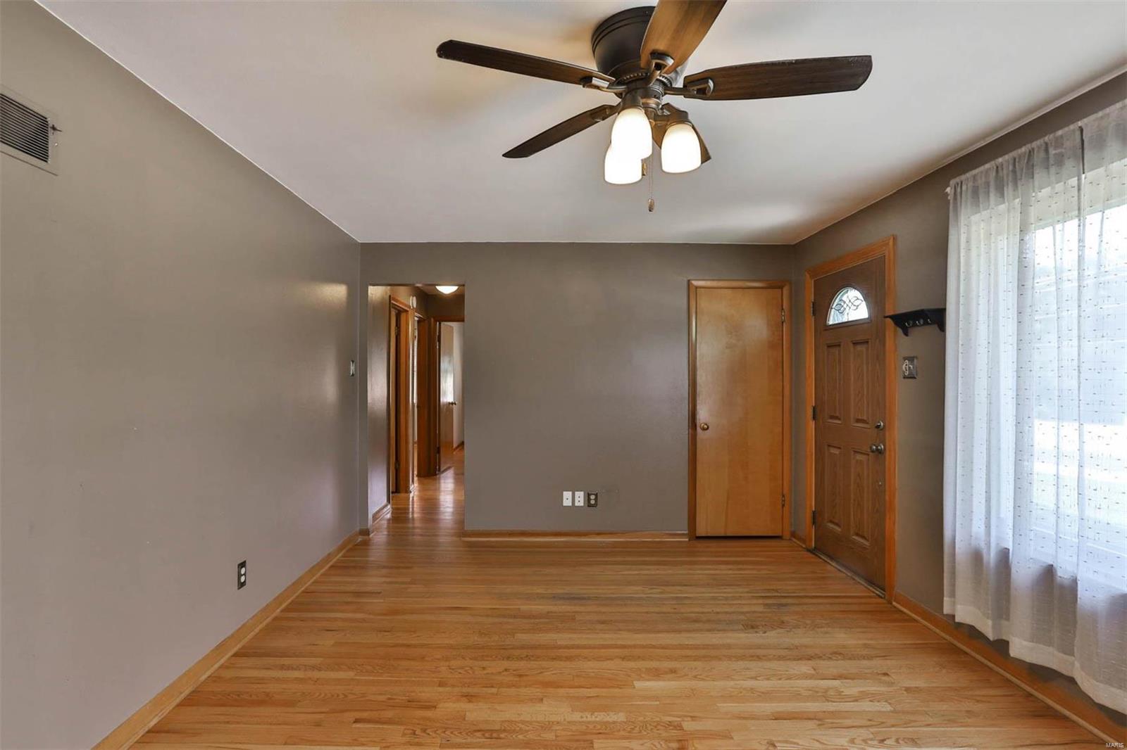 11384 Manchester Road St. Louis, MO 63122 - Photo 10 of 44 Gallery Image 10