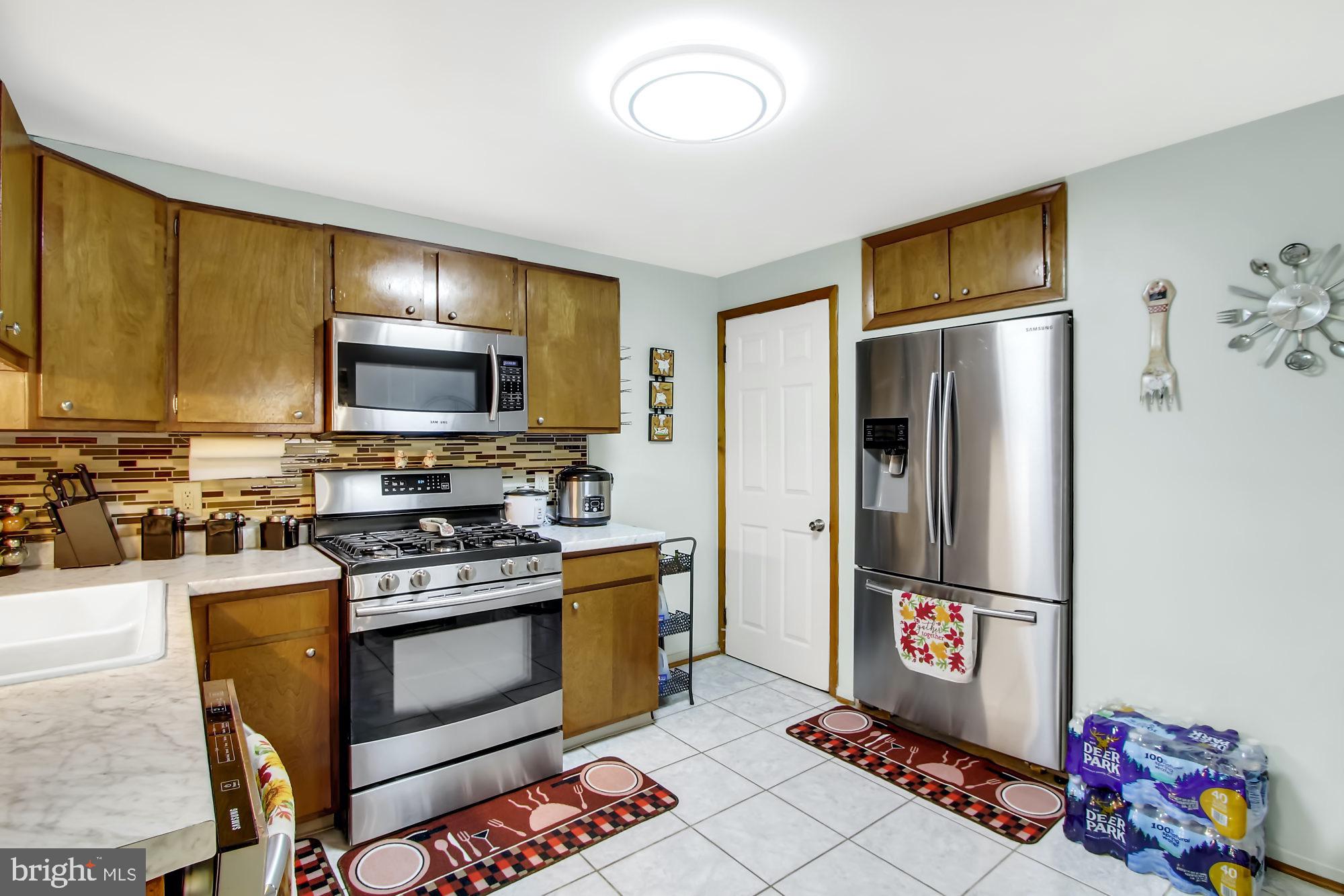 1757 Hemlock Road Lancaster, PA 17603 - Photo 8 of 27 Gallery Image 8