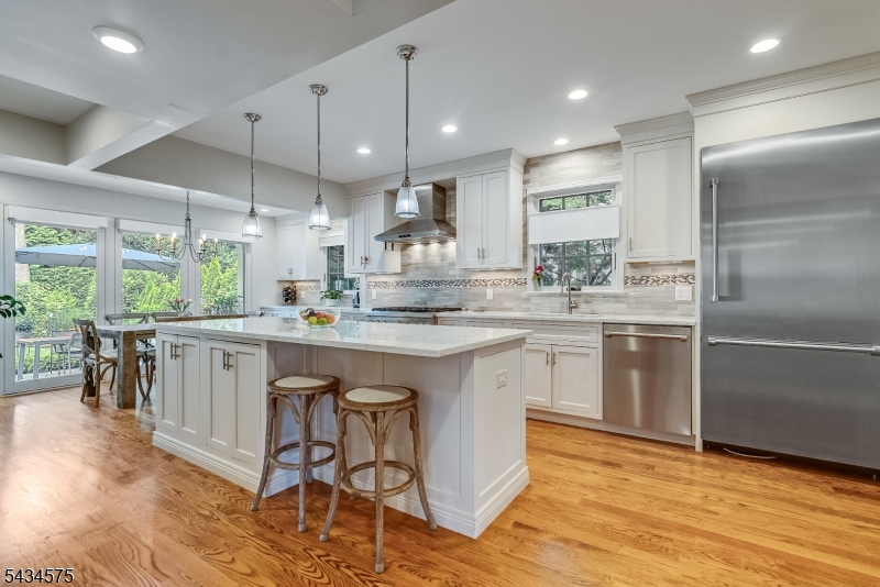 35 Woodland Road Short Hills, NJ 07078 - Photo 17 of 50