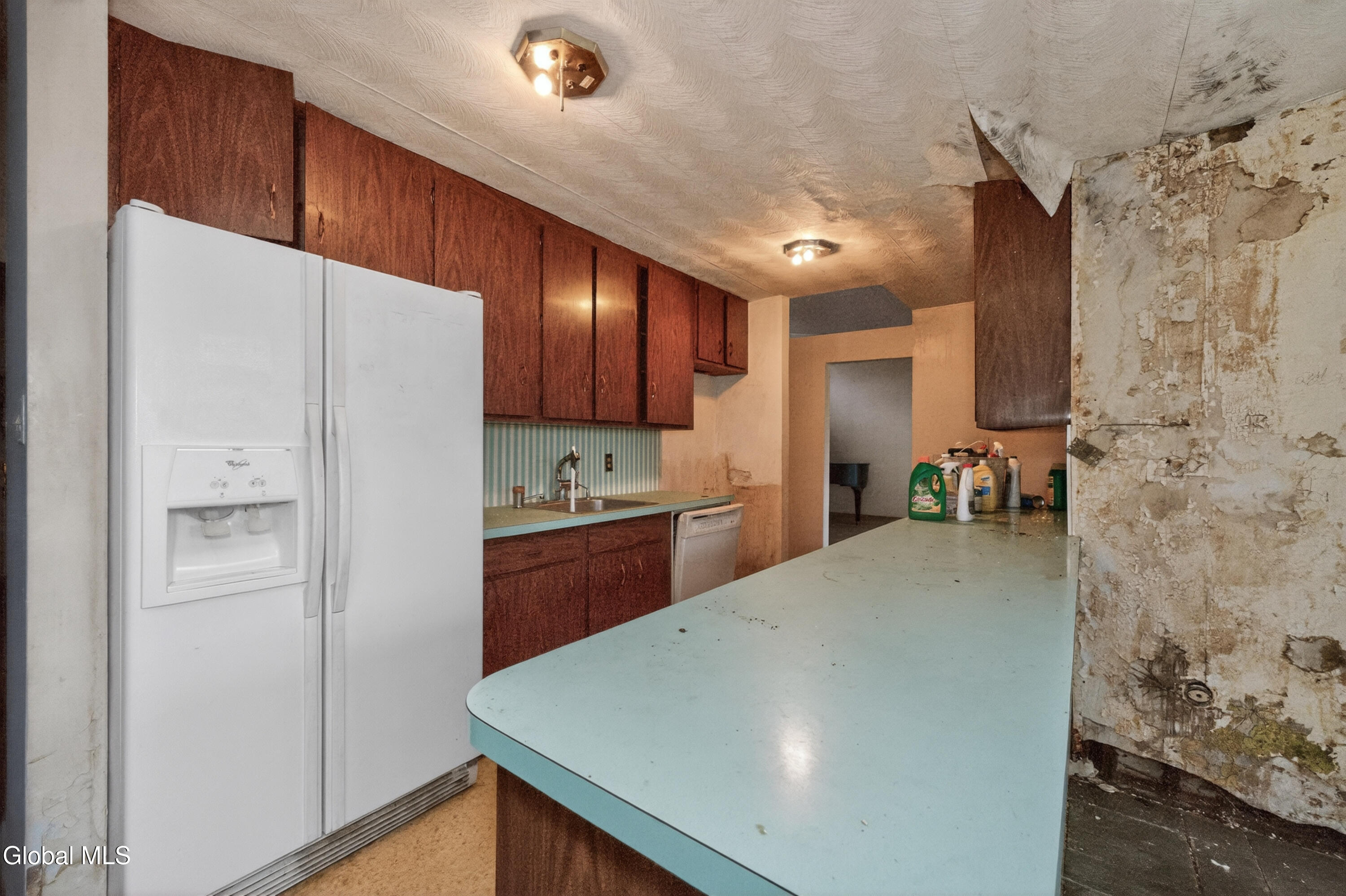 20 Alsid Court Brunswick, NY 12180 - Photo 15 of 58 3 Kitchen 3