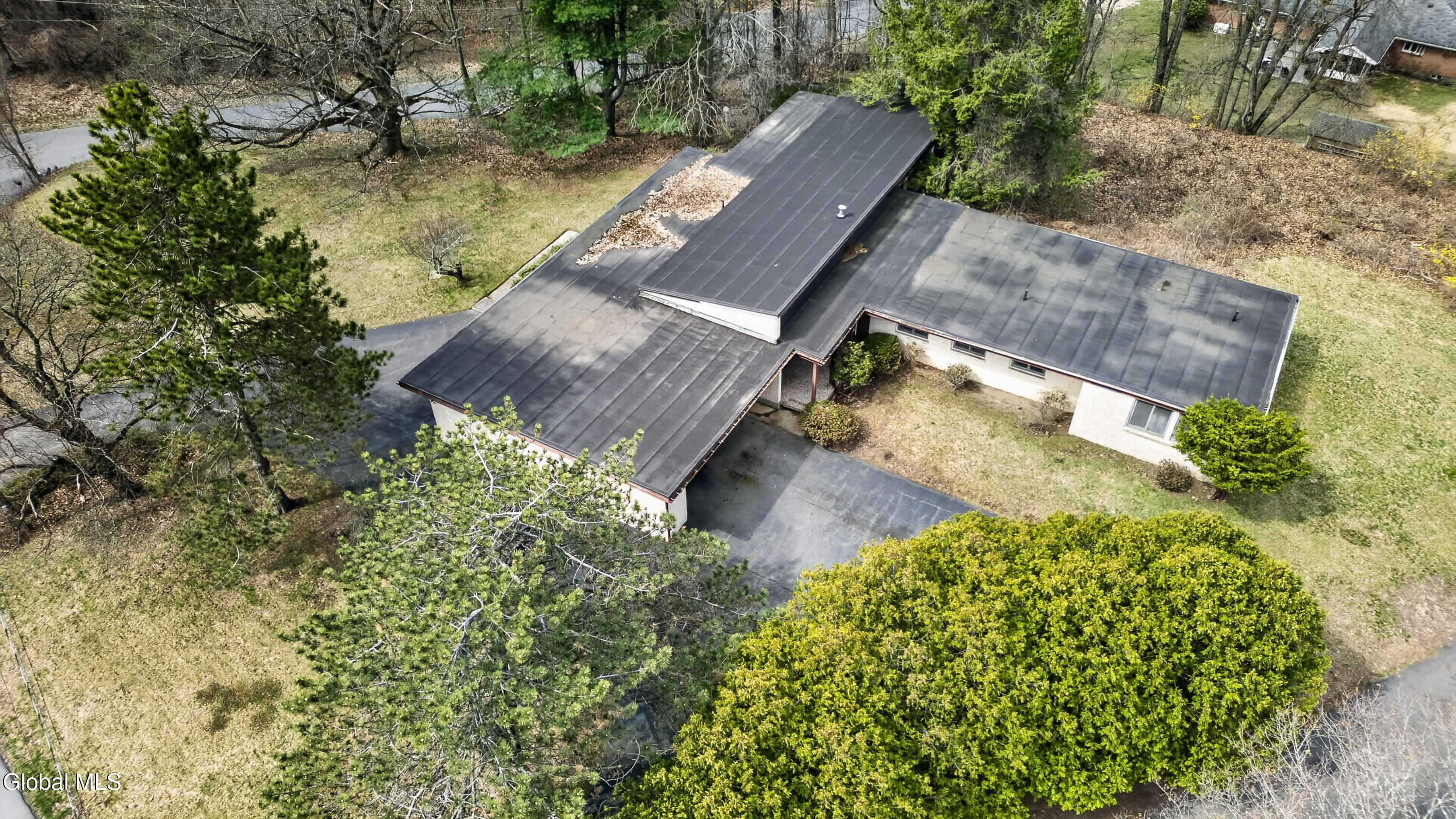 20 Alsid Court Brunswick, NY 12180 - Photo 40 of 58 Air Yard 1