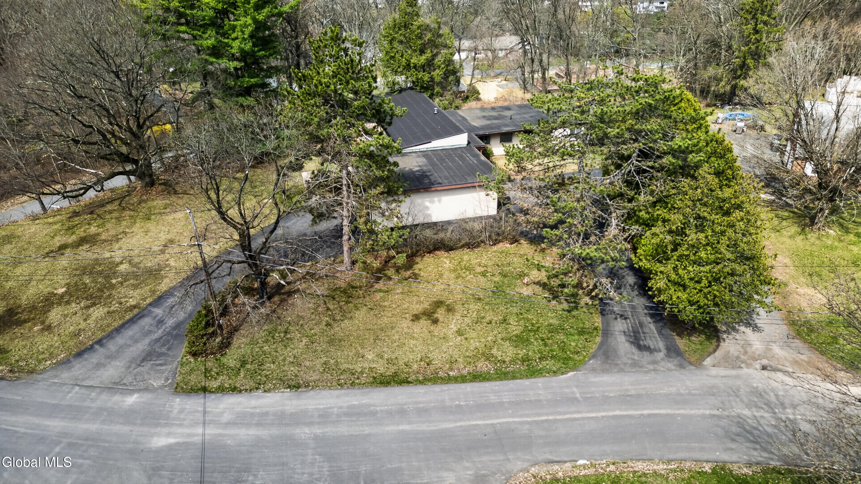 20 Alsid Court Brunswick, NY 12180 - Photo 5 of 58 0 Air Front 4