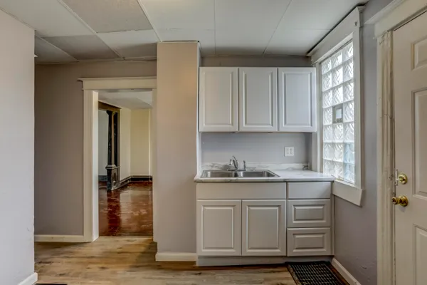 $1,150 | 5858 Seneca Street, Detroit, MI 48213