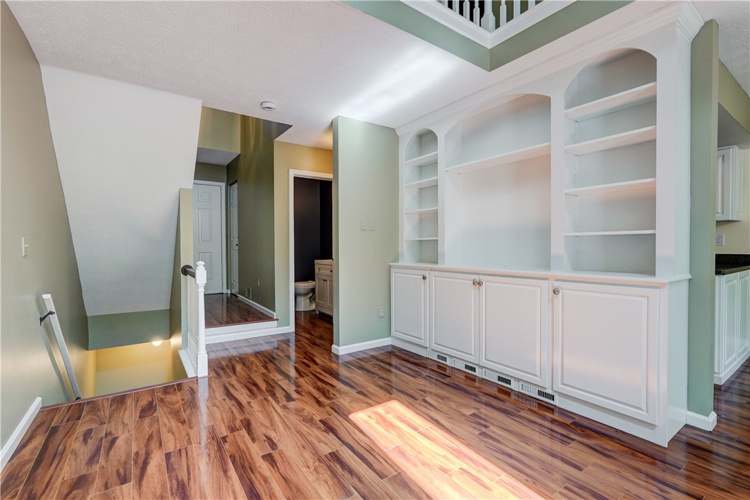 18 Le Marc Court Brighton, NY 14618 - Photo 6 of 23 Gallery Image 6