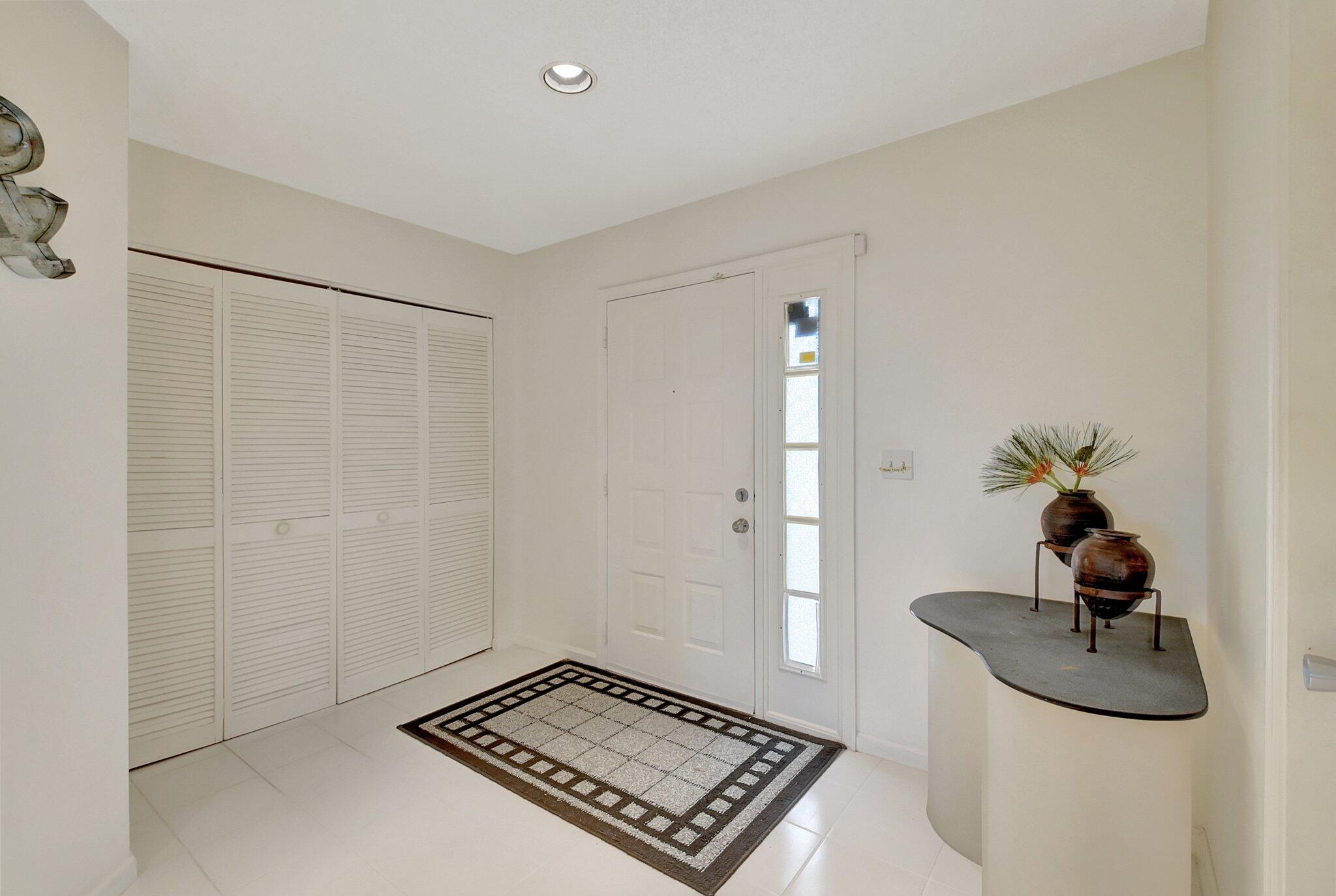 9119 Boca Gardens Circle South Boca Raton, FL 33496 - Photo 4 of 35 4-web-or-mls-DSC_5015