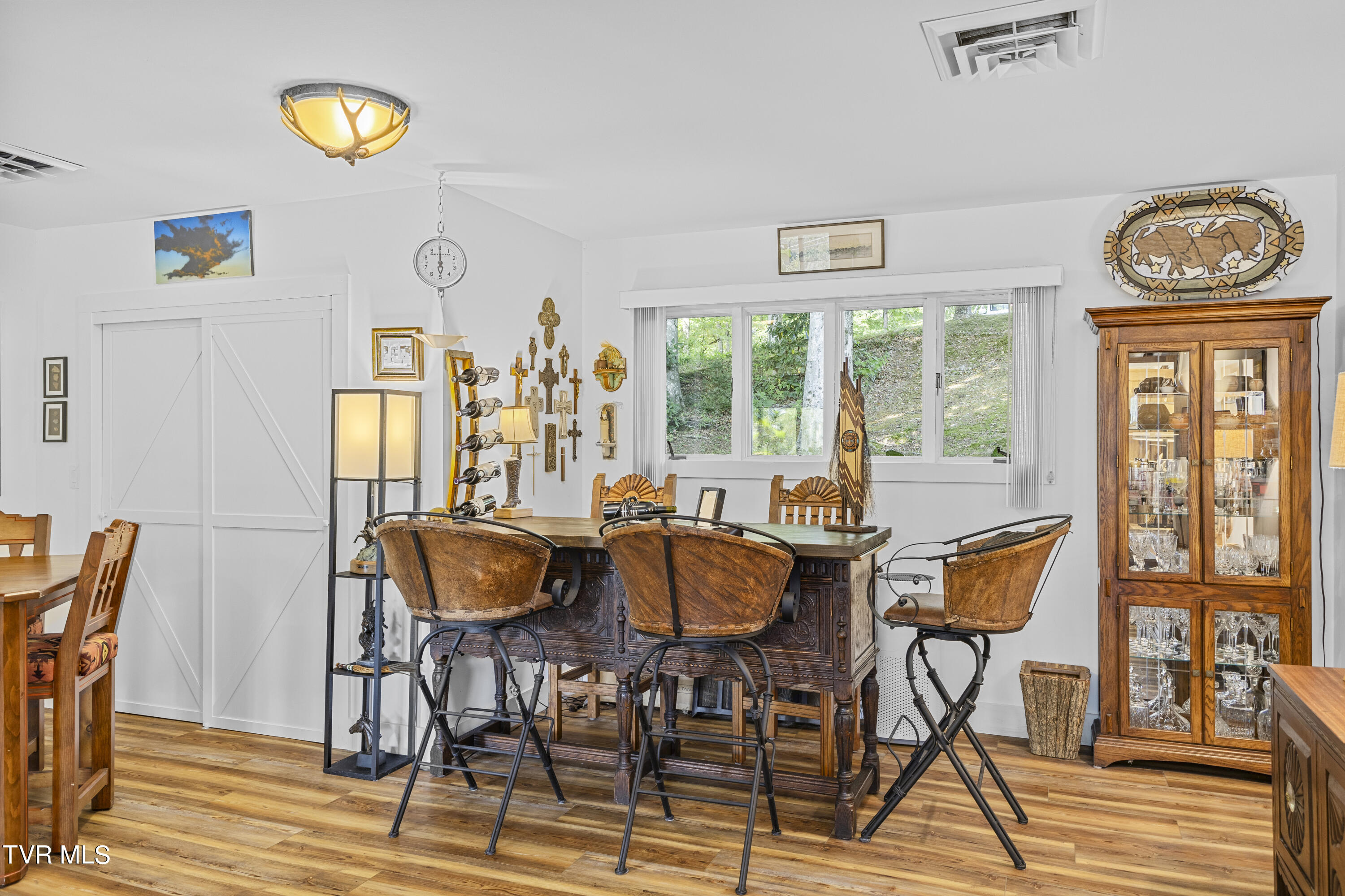 3 Beechwood Circle Johnson City, TN 37604 - Photo 40 of 66 Antique Spanish bar