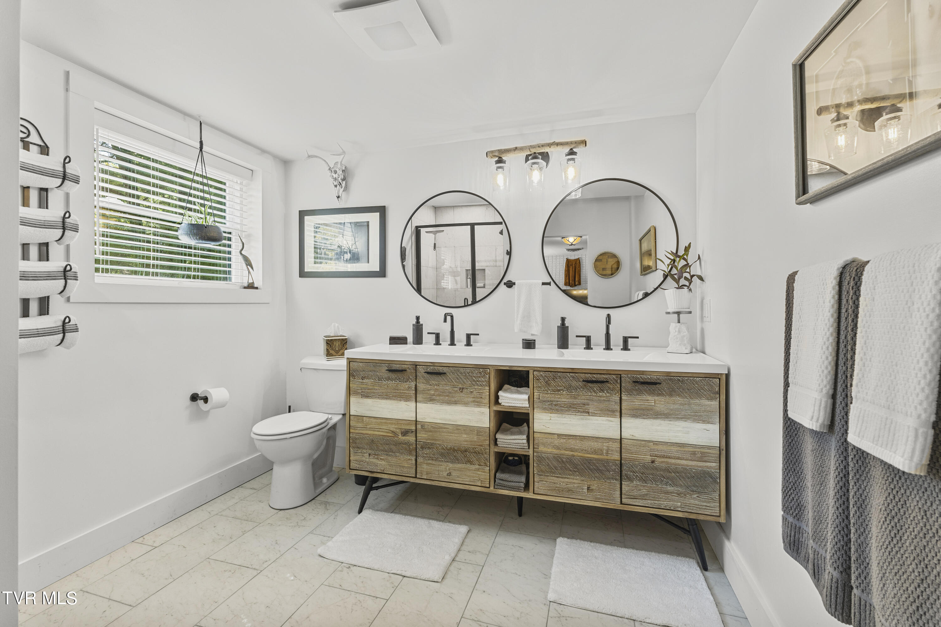 3 Beechwood Circle Johnson City, TN 37604 - Photo 45 of 66 Lower level bathroom