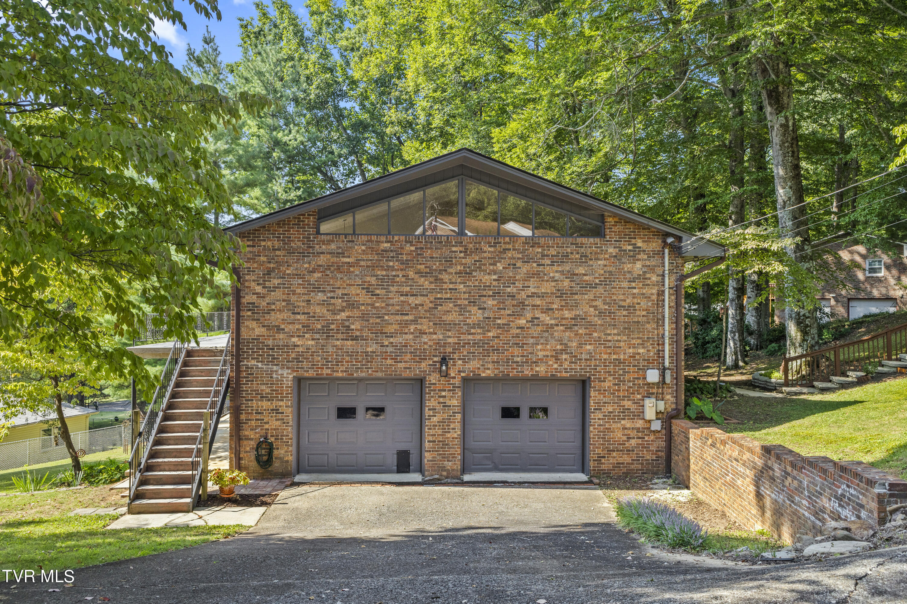 3 Beechwood Circle Johnson City, TN 37604 - Photo 58 of 66 Oversize garage