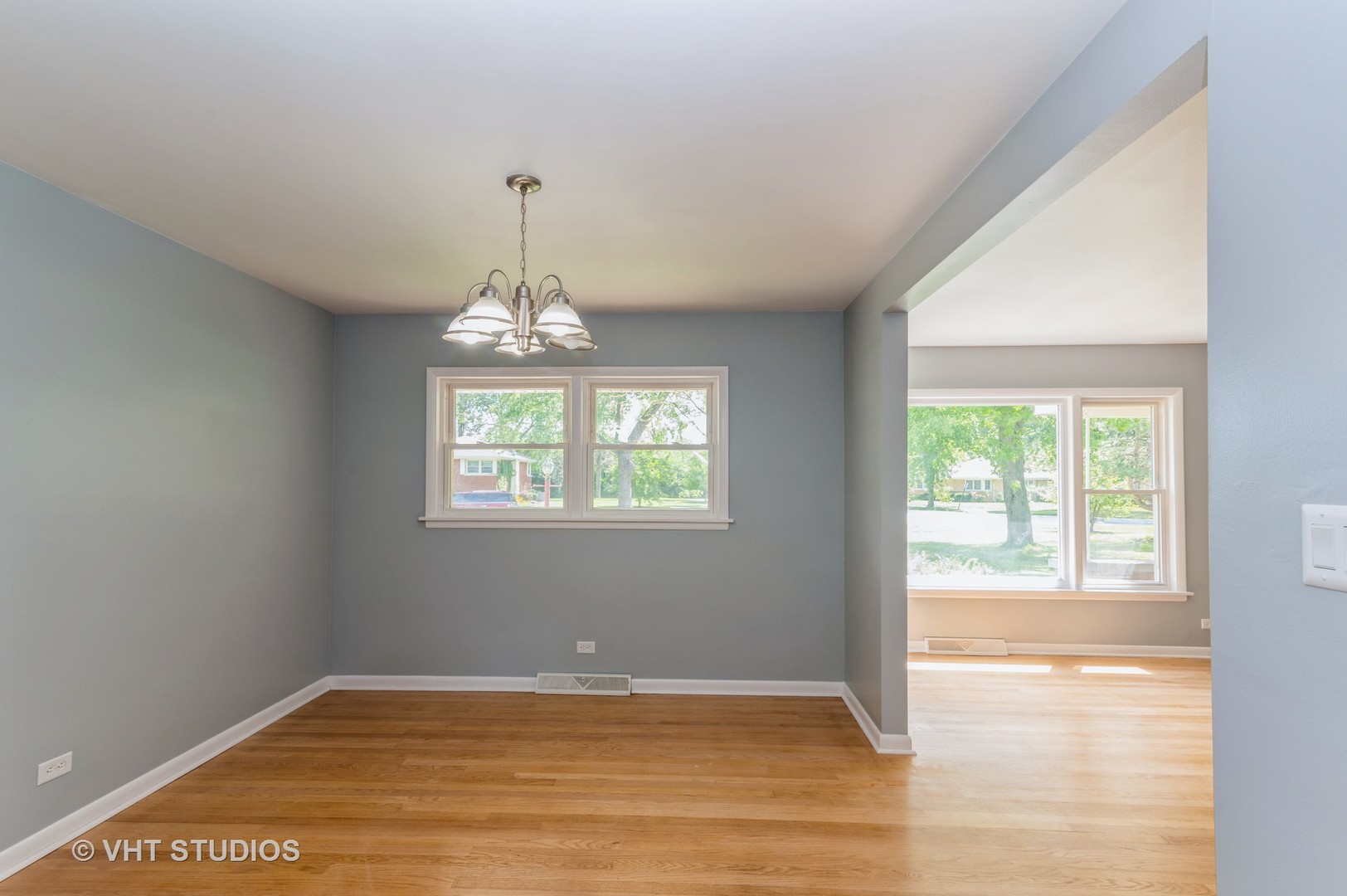 1014 Braemar Road Flossmoor, IL 60422 - Photo 3 of 10