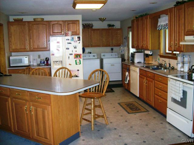6807 Mill Creek Road Slatington, PA 18080 - Photo 3 of 36 Gallery Image 3