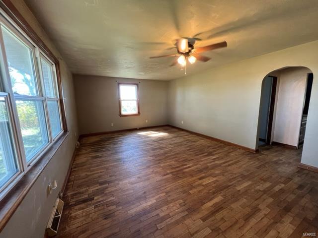 8503 Tucker Road Ashley, IL 62808 - Photo 5 of 15