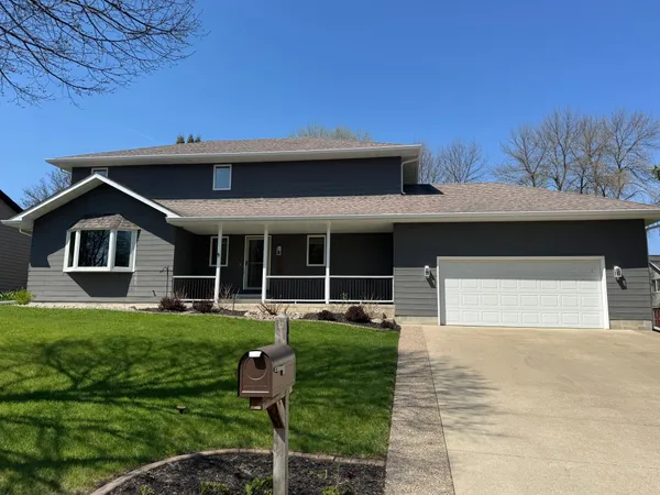 $634,900 | 116 Piccadilly Avenue, Mankato, MN 56001