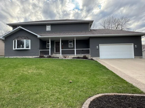 $634,900 | 116 Piccadilly Avenue, Mankato, MN 56001