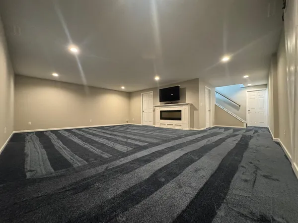 $634,900 | 116 Piccadilly Avenue, Mankato, MN 56001
