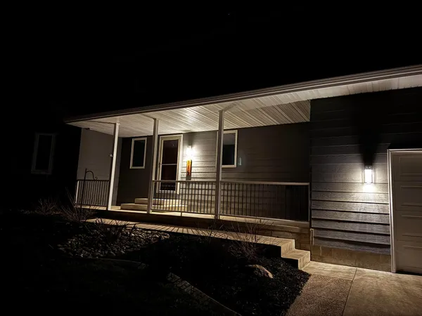 $634,900 | 116 Piccadilly Avenue, Mankato, MN 56001